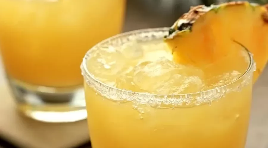 Experience the Zest of Summer with this Spiced Pineapple Cocktail